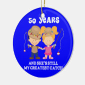 第50彼のための結婚記念日のおもしろいなギフト セラミックオーナメント (左)