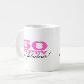 第50誕生日のマグ| 50およびすばらしい! コーヒーマグカップ (正面左)