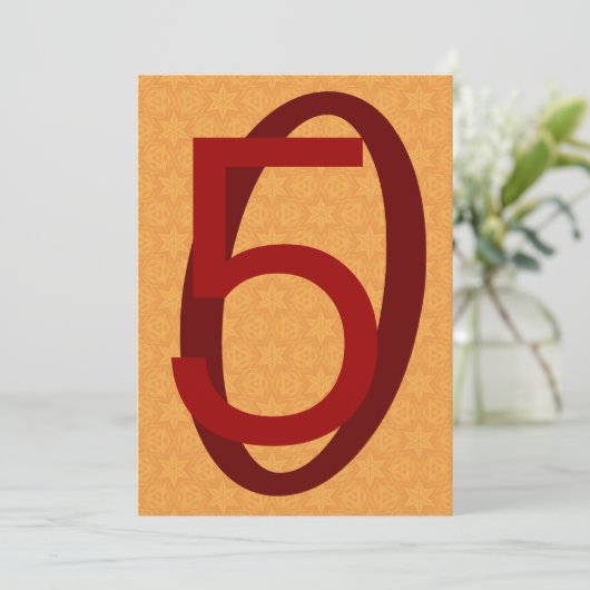 第50誕生日の膨大な数の金ゴールドおよびシエナ土W970 招待状 (スタンド正面)