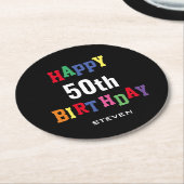 第50誕生日カラフルタイポグラフィパーソナライズされたおもしろい ラウンドペーパーコースター (アングル)