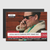 第50誕生日メンズおもしろいニュースTV マグネット招待状 (正面/裏面)