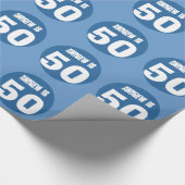 第50誕生日名前をカスタムするおよび色の青2 ラッピングペーパー (角)