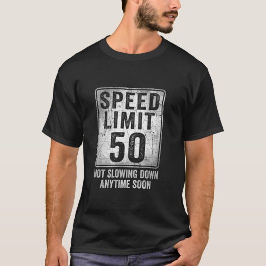 第50誕生日速度制限おもしろい標識50年M Tシャツ (正面)