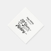 第50誕生日50年パーソナライズされた スタンダードカクテルナプキン (角)