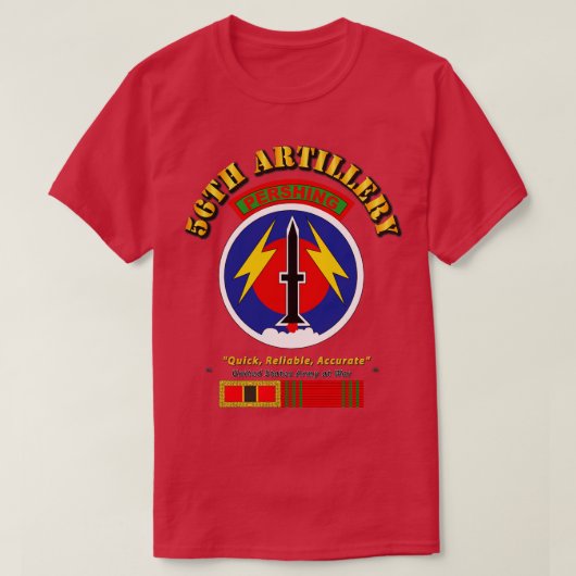 第56砲兵がsvcメダルを獲得 tシャツ (デザイン正面)