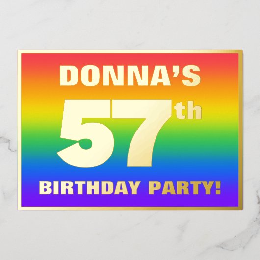 第57回誕生日パーティー:おもしろいカラフル、レインボーパターン 箔招待状 (正面)