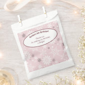 第6回スノーフレークをテーマにした誕生日パーティーピンク フェイバーバッグ (クリップ留めされた状態)