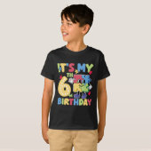 第6回自閉症の誕生日パーティー6歳の自閉症 Tシャツ (正面フル)