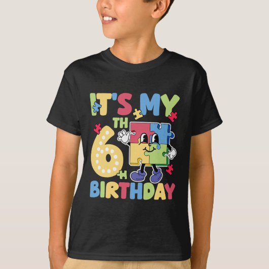 第6回自閉症の誕生日パーティー6歳の自閉症 Tシャツ (正面)