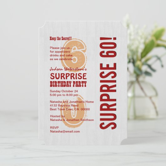 第60モダンな誕生日によって水漆喰を塗られる木A07を驚かして下さい 招待状 (スタンド正面)