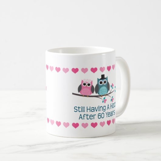 第60記念日のフクロウのカップルのマグ コーヒーマグカップ (正面右)