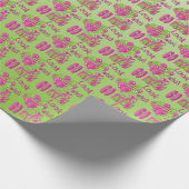 -第60誕生日か緑およびピンクの60はだれであるか見て下さい ラッピングペーパー (角)