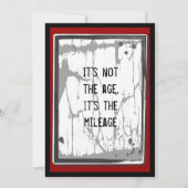 第60誕生日の汚い制限速度の印のテーブルカード 招待状 (裏面)