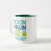 第62誕生日プレゼントのアイディア ツートーンマグカップ (正面左)