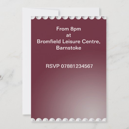 第65誕生日のパーティの招待状-赤及び銀 招待状 (裏面)