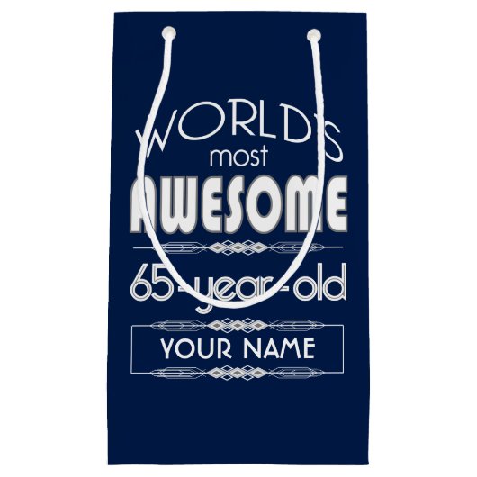 第65誕生日の世界の最も最高のですばらしい濃紺 スモールペーパーバッグ (正面)