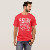 第65誕生日2022年2月65生まれ歳 Tシャツ (正面フル)