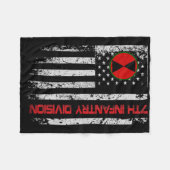 第7歩兵師団ヴィンテージ米国旗軍隊Ve フリースブランケット (正面(横))