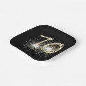 第70回バースデーパーティーのスパーカーズオンブラック ペーパープレート (傾斜あり)