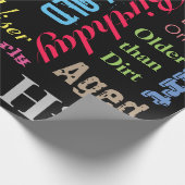 第70大きい落書きのデザインのハッピーバースデー ラッピングペーパー (角)