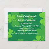 第70素晴らしい誕生日の緑のシャムロックG002G 招待状 (裏面)