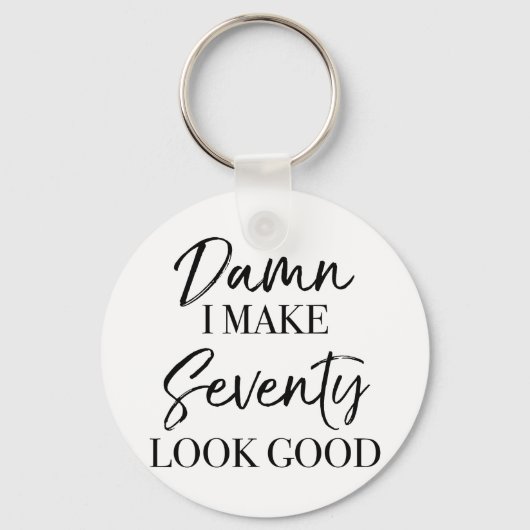 第70誕生日姿勢 キーホルダー (正面)