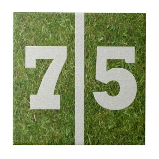 第75誕生日のフットボールのカスタマイズ可能なタイル タイル (正面)