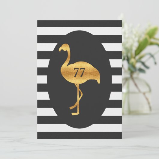 第77誕生日金ゴールドフラミンゴ白黒ストライプ 招待状 (スタンド正面)