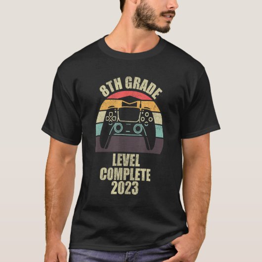 第8級レベル完全ビデオゲーム2023卒業 Tシャツ (正面)