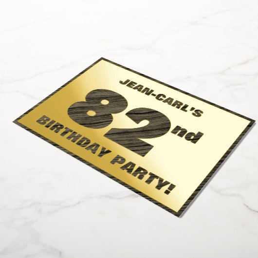 第82回バースデーパーティー – はっきりした、ウッドグフェイクレイン文字 箔招待状 (回転した状態)