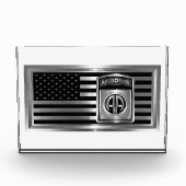 第82回空挺師団スチール旗(パッチあり) フォトブロック (正面)