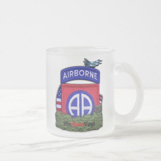 第82回ABN空挺師団パッチ霜の降りたMug フロストグラスマグカップ (右)