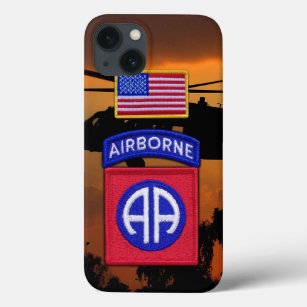 第82回ABN空挺師団フォートブラッグ退役軍人 iPhone 13ケース