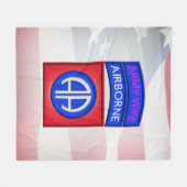 第82期空挺師団妻 フリースブランケット (正面(横))