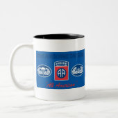 第82空挺師団の婚約 ツートーンマグカップ (左)