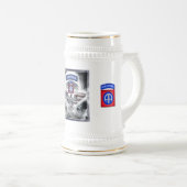 第82空挺師団の爆破フレームデザイン ビールジョッキ (正面右)