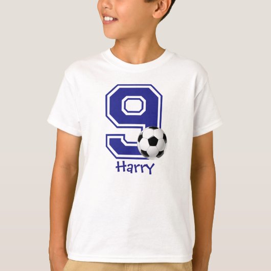 第9誕生日の男の子サッカパーソナライズされたー Tシャツ (正面)