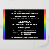 第98回誕生日会:おもしろい、レインボーカラフルパターン 箔招待状 (裏面)