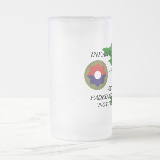 第9 Infのベトナムによって曇らされるマグ フロストグラスビールジョッキ (中央)