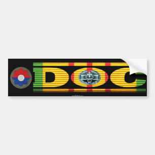 第9 Inf. Div. CMBのステッカーが付いているDOC バンパーステッカー