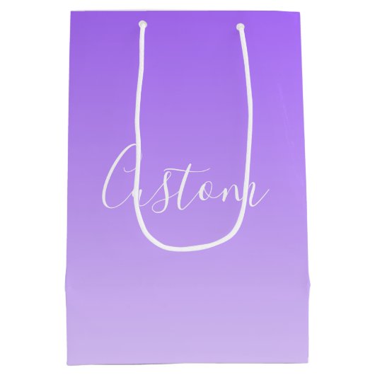 筆記体名前 & 編集可能なライトパープルのオンブレ ミディアムペーパーバッグ (裏面)