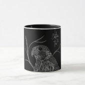 筆跡のある木の枝のペレグリン《鳥》ハヤブサ マグカップ (中央)