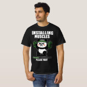 筋肉のインストールお待ちください Tシャツ (正面フル)