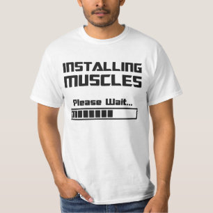筋肉を取付けて待っていますロード・バーを喜ばして下さい Tシャツ