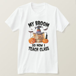 箒が壊れたので今は授業 – 先生の廊下 Tシャツ