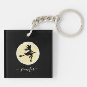 箒の上の魔女パーソナライズされた キーホルダー (裏面)