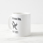 箒もしがフィットだ飛べ! コーヒーマグカップ (正面左)