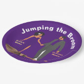 箒を跳ね上げる ペーパープレート (アングル)