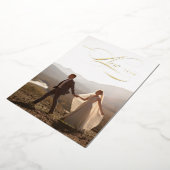 箔押しでおしゃれなニューイヤーカード スクリプト ホリデー フルフォトカード (回転した状態)