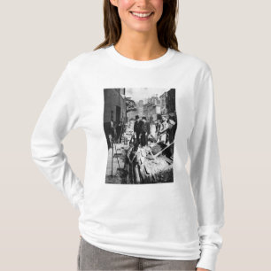 管の修理 Tシャツ